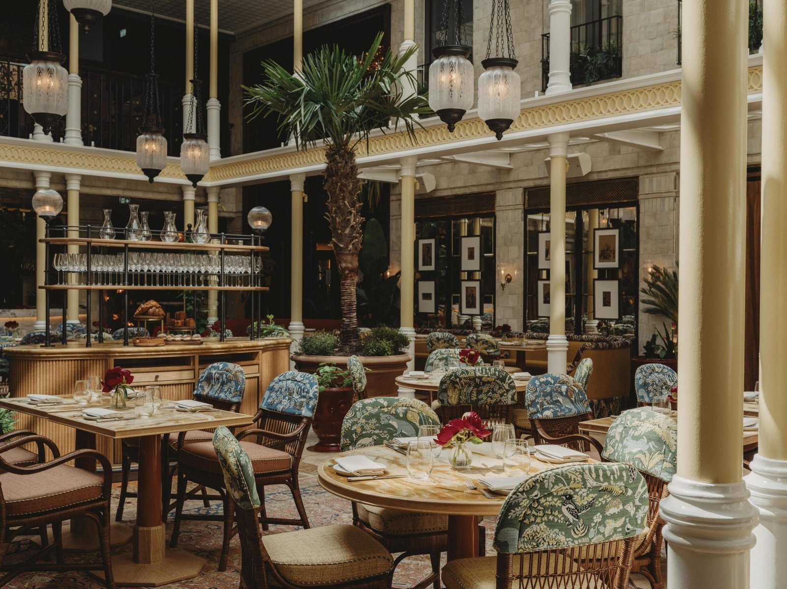 top-10-unique-hotels-uk w3837h2877x3y3 0b37f1bb